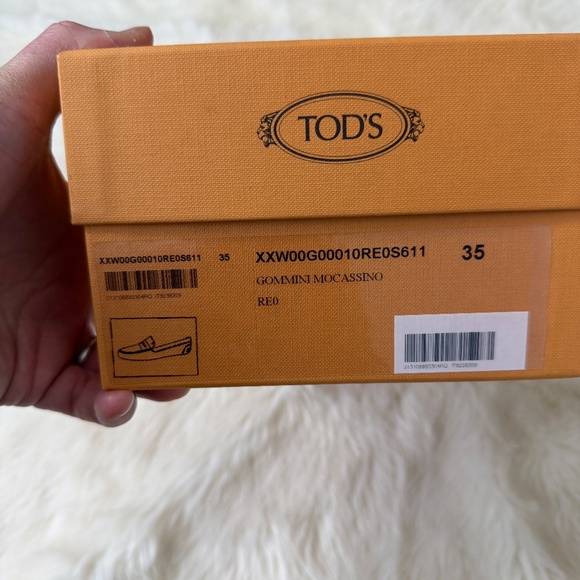 Tod’s Gommino Loafers in Suede brown brand new size 35 - Picture 6 of 16